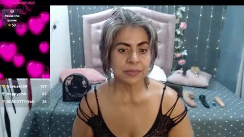Snapshot of lalisha_96 chatting on January 19, 1:43 am lalisha online show from January 19, 1:43 am
