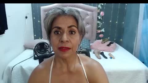 Snapshot of lalisha_96 chatting on February 23, 3:13 am lalisha online show from February 23, 3:13 am