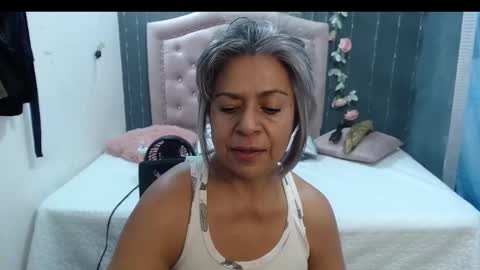 Snapshot of lalisha_96 chatting on March 2, 3:59 pm lalisha online show from March 2, 3:59 pm