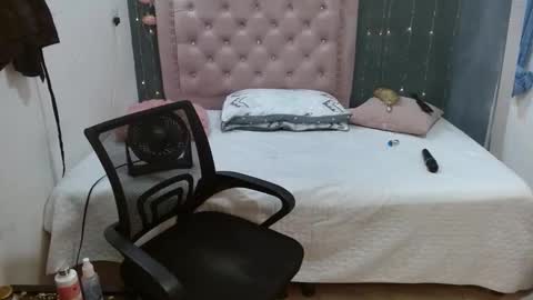 lalisha online show from November 5, 1:16 am