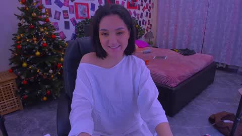 Snapshot of lalita_aml4 chatting on January 5, 12:52 am Raily online show from January 5, 12:52 am