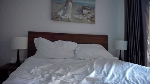 Lallie  online show from February 26, 3:21 am