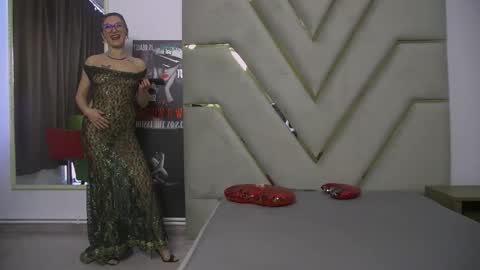 LanaBanner online show from September 9, 8:03 am