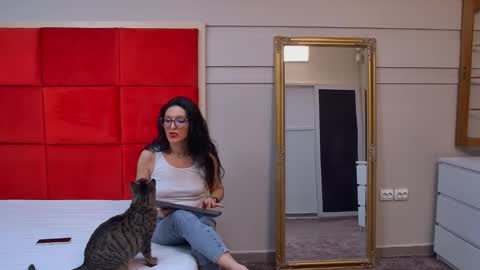 LanaBanner online show from September 17, 5:20 am