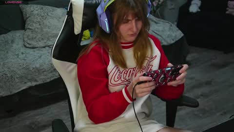 Snapshot of lana_del_kay chatting on January 29, 5:02 pm Kay online show from January 29, 5:02 pm