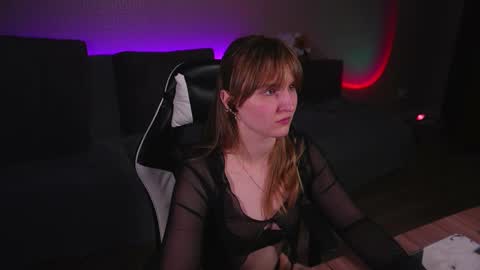 Snapshot of lana_del_kay chatting on October 23, 7:23 pm Kay online show from October 23, 7:23 pm