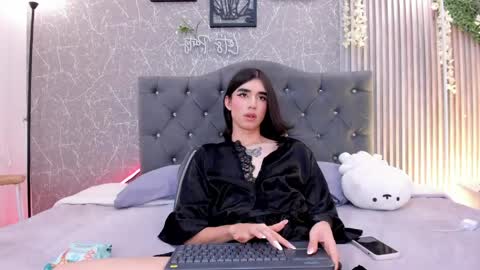 lana_gill online show from April 16, 9:39 pm