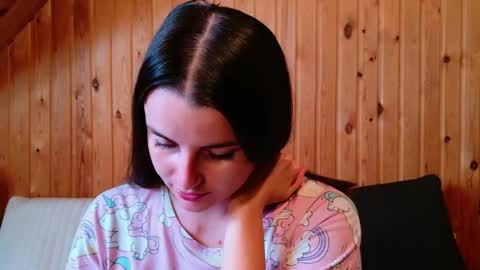 lana_gl online show from April 6, 4:46 am