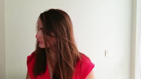 lana_gl online show from June 19, 6:40 am