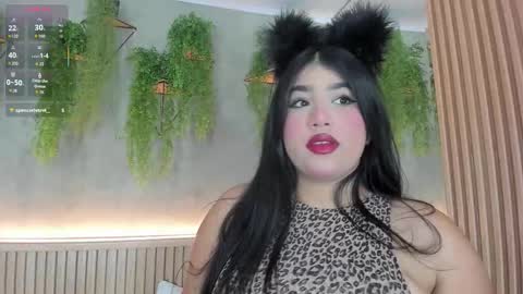 lana_lann online show from November 17, 1:39 pm