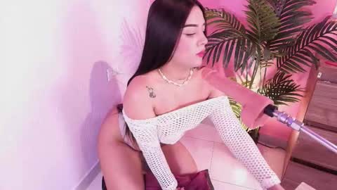 LANA online show from October 24, 3:47 am