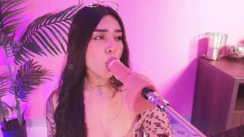 LANA online show from April 8, 5:07 am