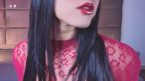 valentino moon online show from June 2, 1:51 am