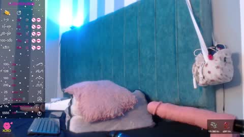 Angel  IG  online show from January 18, 11:55 pm