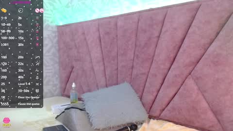 Angel  IG  online show from January 21, 12:04 am