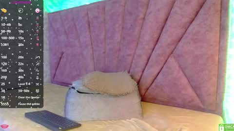 Angel  IG  online show from February 9, 11:04 pm