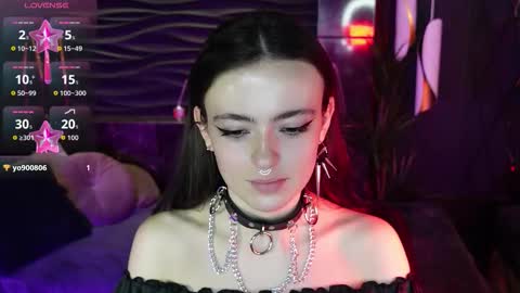 Snapshot of lana_soft chatting on November 17, 8:25 pm Miss Lana online show from November 17, 8:25 pm