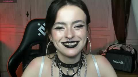 Snapshot of lana_soft chatting on December 20, 6:37 pm Miss Lana online show from December 20, 6:37 pm