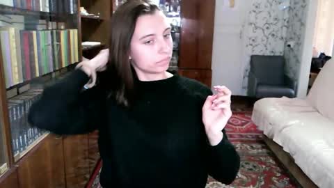 Lana online show from November 6, 8:15 am