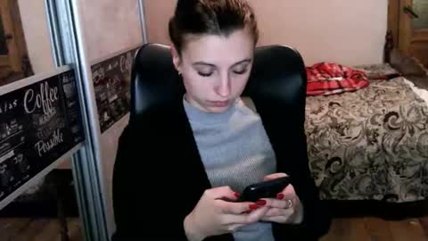 Lana online show from January 6, 3:05 pm