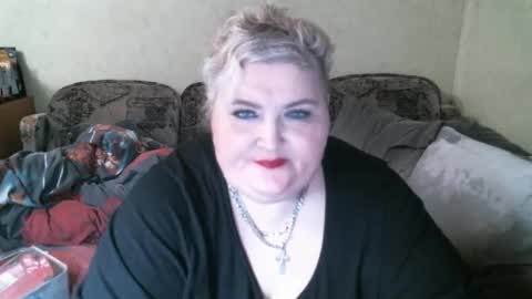 lanacat555 online show from March 6, 6:48 pm