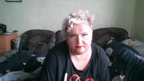 lanacat555 online show from December 3, 8:12 am