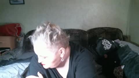 lanacat555 online show from March 12, 12:50 am