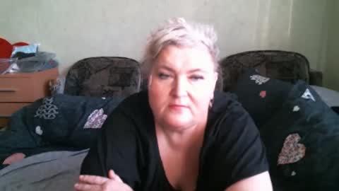 lanacat555 online show from March 26, 2:55 pm