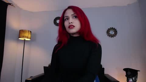 Snapshot of lanadoux_ chatting on December 26, 9:26 pm Mistress Lana online show from December 26, 9:26 pm