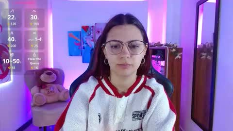 Alana Garcia  online show from December 1, 11:48 am