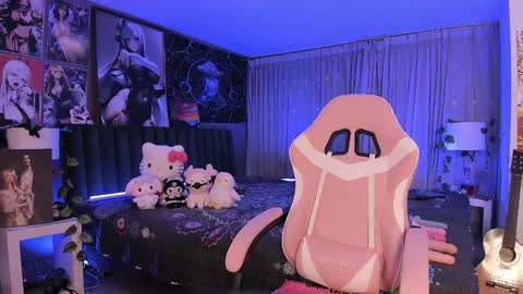 L A N A  online show from January 26, 12:05 am