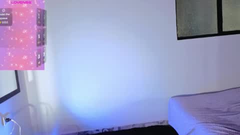 Snapshot of lanaluxx___ chatting on March 31, 9:04 pm Lana Lux online show from March 31, 9:04 pm