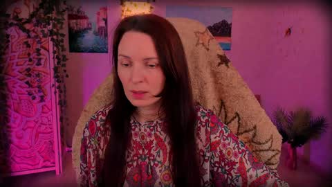 Lana Radiance online show from June 5, 1:50 pm