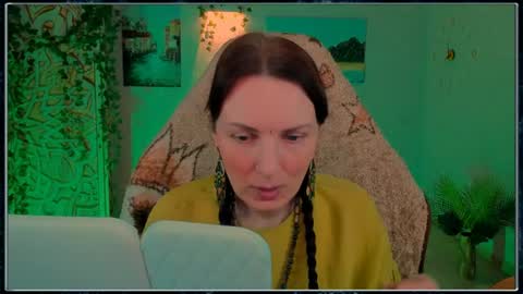 Lana Radiance online show from June 17, 1:01 pm