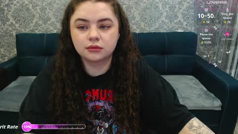 LanaRoub online show from April 7, 2:45 am