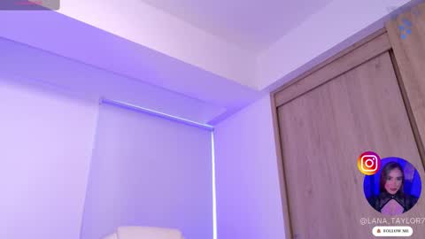 Snapshot of lanataylor_7 chatting on February 26, 9:58 pm SARA New account online show from February 26, 9:58 pm