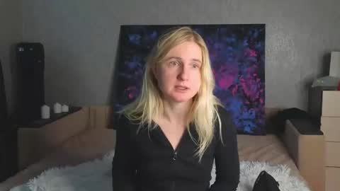 LanaviSmith online show from October 28, 6:17 am