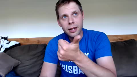 Snapshot of lancehardin chatting on June 8, 12:03 am Lance online show from June 8, 12:03 am