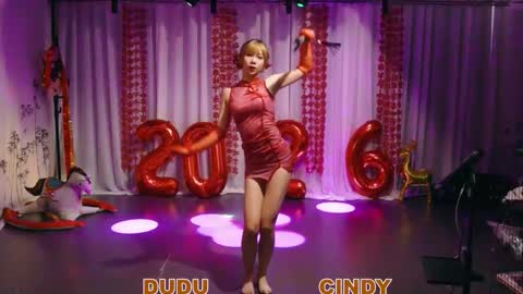 Snapshot of lankwaifong_cindy chatting on February 24, 8:12 am lankwaifong_cindy online show from February 24, 8:12 am
