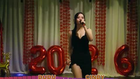 Snapshot of lankwaifong_cindy chatting on March 1, 12:45 am lankwaifong_cindy online show from March 1, 12:45 am