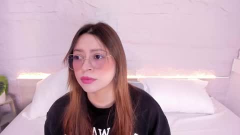 Snapshot of lanna_18_ chatting on December 19, 11:50 am Lanna online show from December 19, 11:50 am