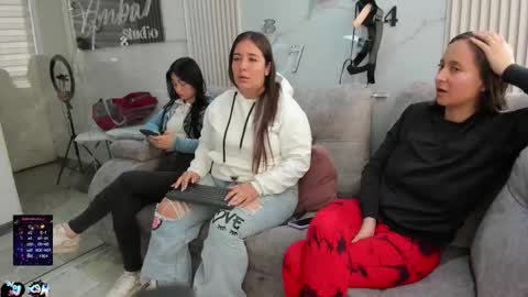 lanna_as online show from January 19, 1:15 pm