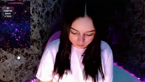 Lanna online show from March 18, 1:58 pm