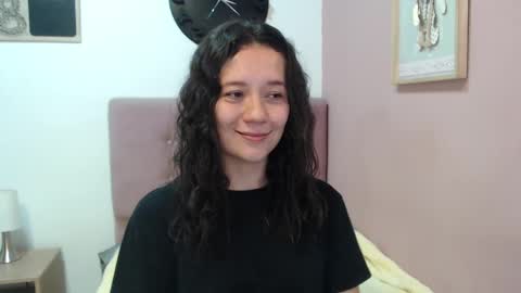 Snapshot of lanna_mills chatting on March 11, 4:29 pm Lanna online show from March 11, 4:29 pm