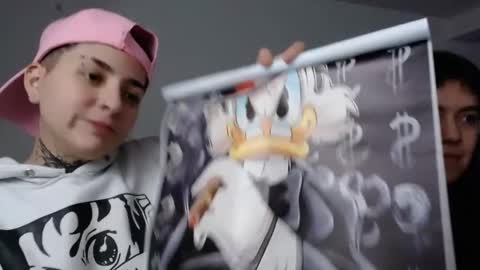 Snapshot of lannie_gonzales chatting on December 27, 1:22 am LANNIE online show from December 27, 1:22 am