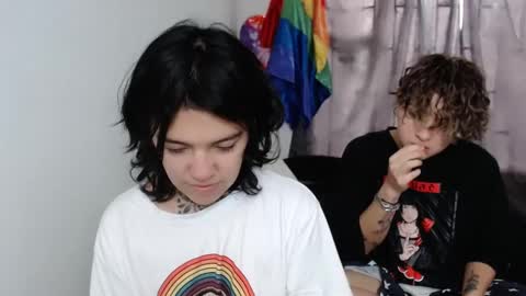 Snapshot of lannie_gonzales chatting on December 28, 9:40 pm LANNIE online show from December 28, 9:40 pm