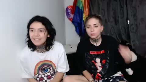 Snapshot of lannie_gonzales chatting on December 29, 12:52 am LANNIE online show from December 29, 12:52 am