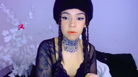 Snapshot of lannie_gonzales chatting on October 8, 4:04 pm LANNIE online show from October 8, 4:04 pm