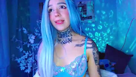 Snapshot of lannie_gonzales chatting on October 28, 10:12 pm LANNIE online show from October 28, 10:12 pm