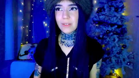 LANNIE   online show from December 20, 10:50 pm